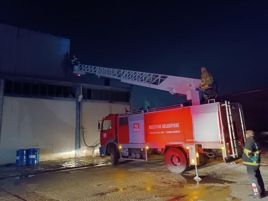 Mobilya fabrikasında yangın