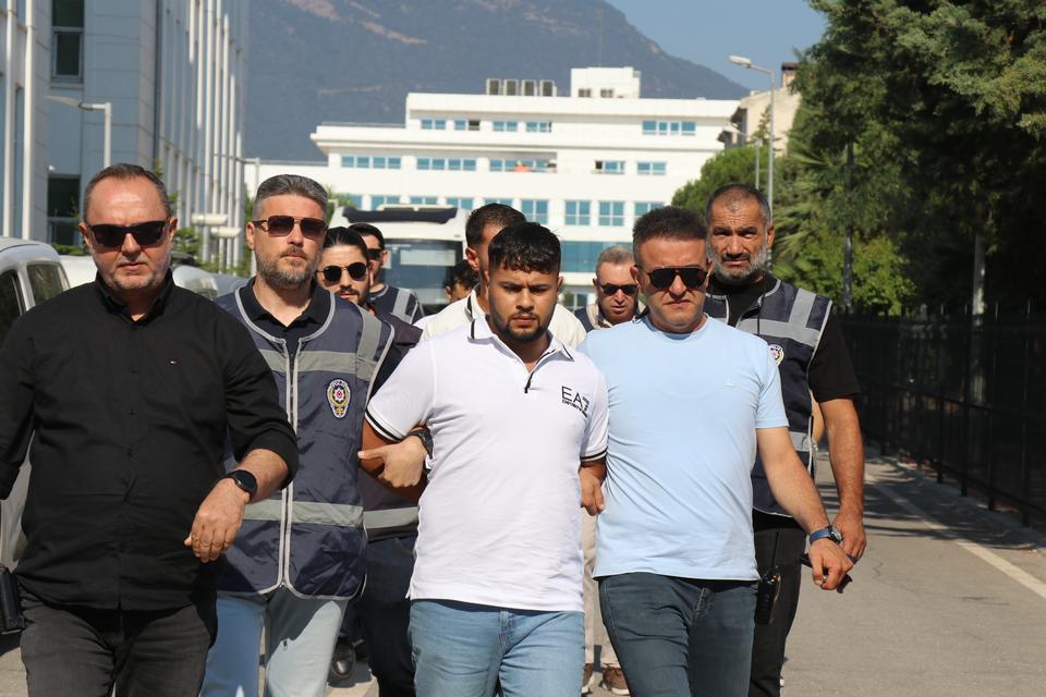 Eğlence mekanını kurşunlayan 4 şüpheli tutuklandı