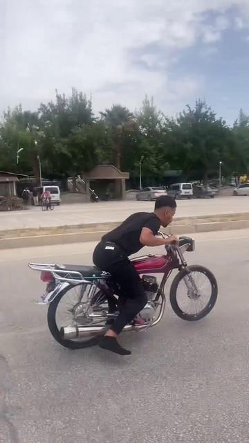 YOLU KAPATARAK ÖLÜMÜNE YARIŞAN SÜRÜCÜLERE 96 BİN TL CEZA