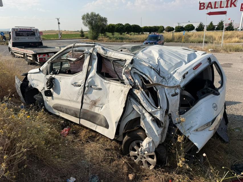 Takla atan aracın genç sürücüsü hayatını kaybetti