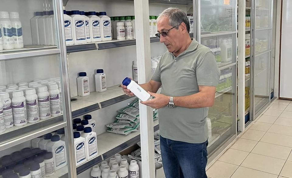 KUYUCAK'TA ZİRAİ İLAÇ VE GÜBRE BAYİLERİ DENETLENDİ