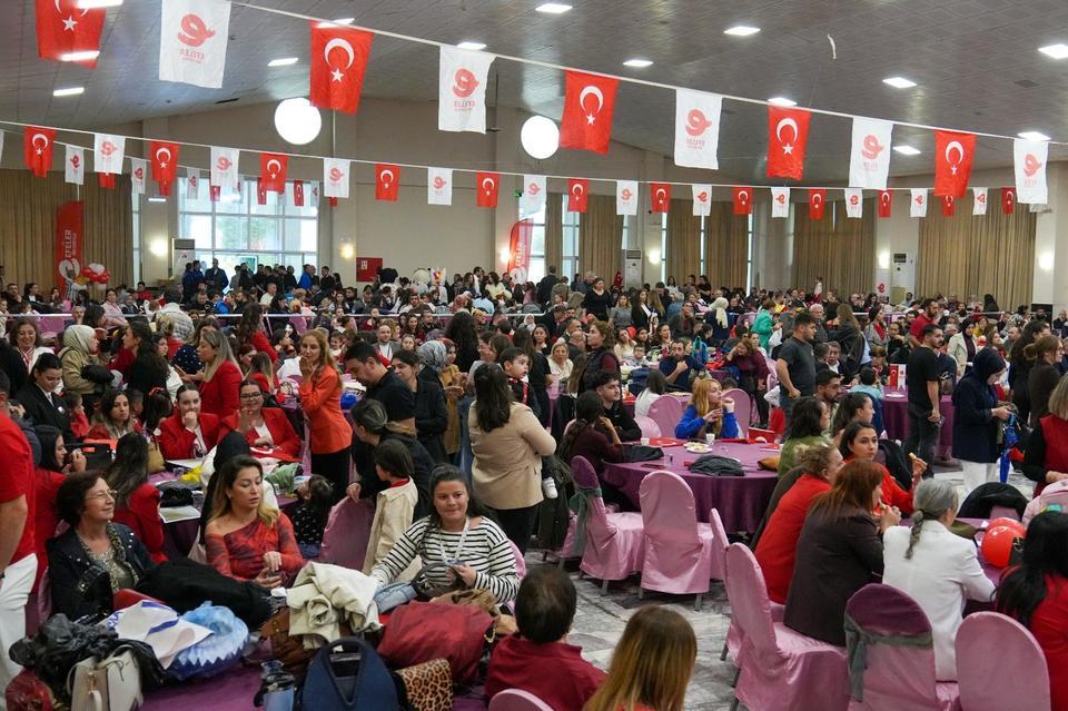 EFELER'DE CUMHURİYET BAYRAMI COŞKUSU