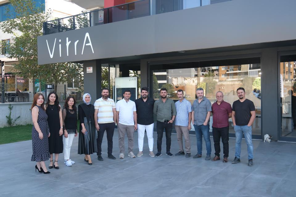Vitra Aydın Med Yapı Market Aydın-Muğla Karayolu'nda açıldı