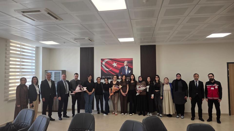 Aydın’da şehit anneleri gençlerle buluştu