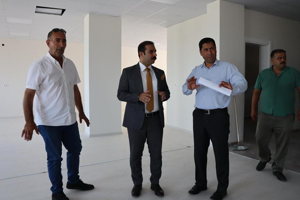 KOÇARLI KAYMAKAMI TAŞKIN CEMEVİ İNŞAATINDA İNCELEMELERDE BULUNDU