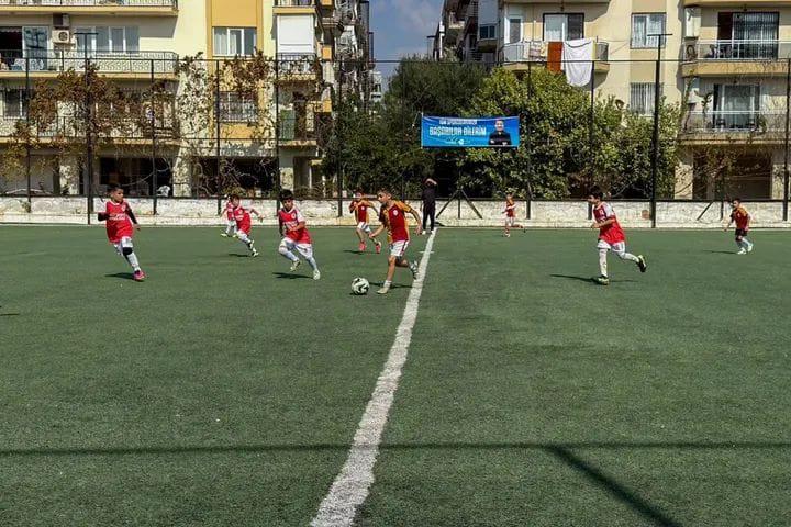 Efeler’de 120 sporcu Cumhuriyet Turnuvası'nda buluştu