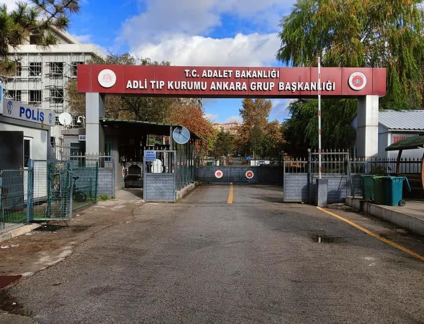 Ölü bulunan anne ile oğlunun cenazeleri Ankara Adli Tıp Kurumuna getirildi
