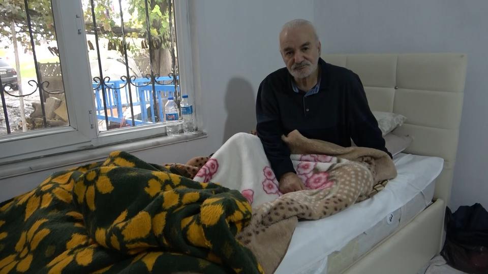 75 YILDIR KENDİNİ ARAYAN ADAM BATMANLI İZZETTİN AMCA, 75 YILDIR KİMLİKSİZ YAŞIYOR
