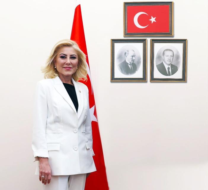 Şebnem Bursalı Aksoy'dan 15 Temmuz mesajı