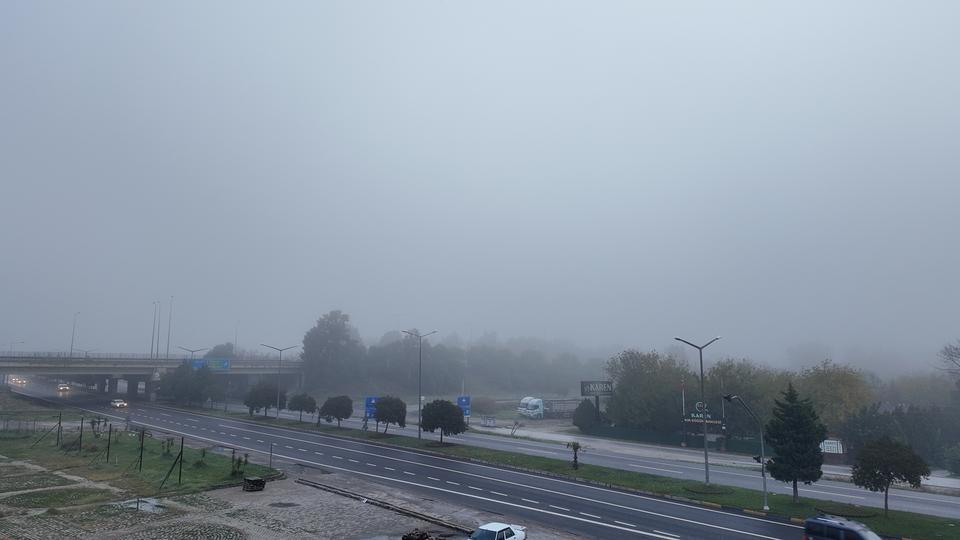 Aydın'a sis çöktü