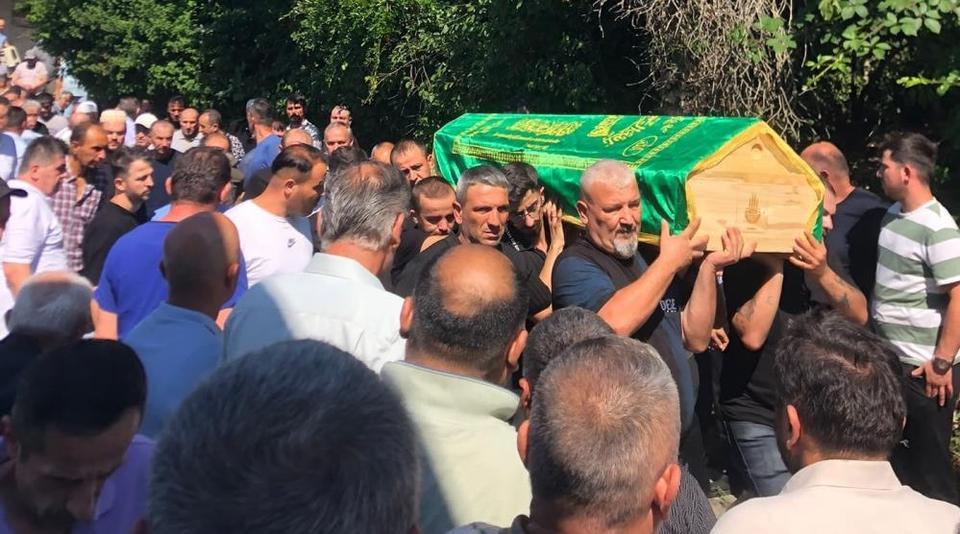 Feci kazada yaşamını yitiren genç için gözyaşları sel oldu