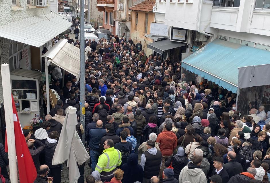 BABASINI KURTARIRKEN KUYUDA CAN VEREN 17 YAŞINDAKİ EFE'YE ACI VEDA
