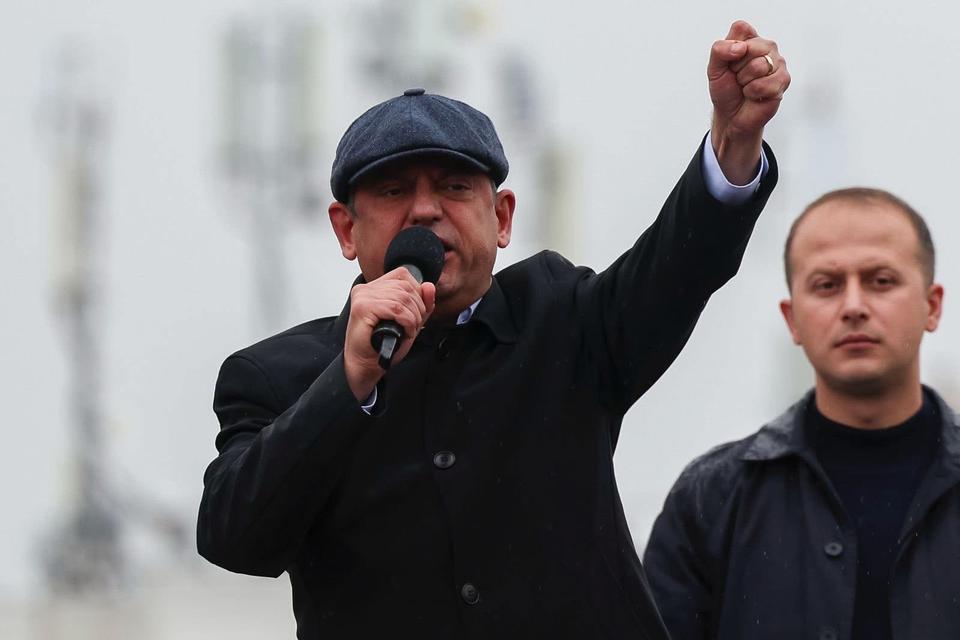 Özel, Uşak Belediye Başkanı ile ilgili ne dedi?