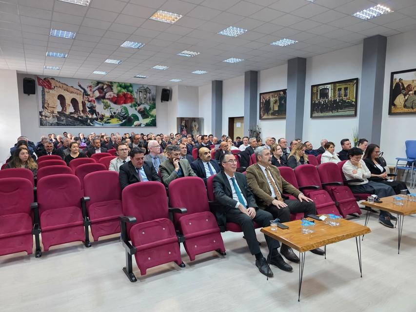 OKUL İDARECİLERİ 'MOBBİNG VE AKRAN ZORBALIĞI KONUSUNDA BİLGİLENDİRİLDİ