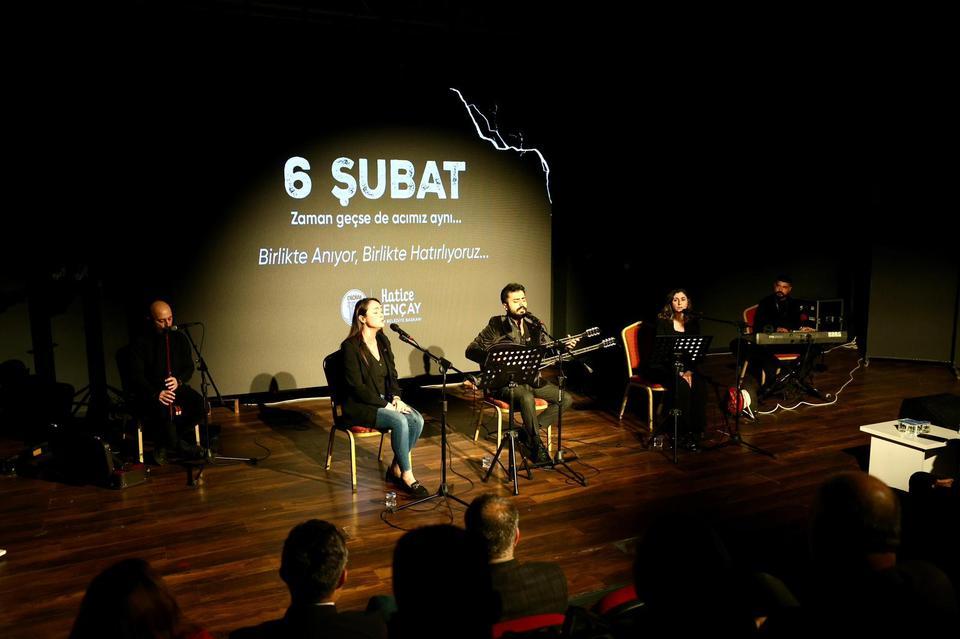 Didim’de 6 Şubat depreminde hayatını kaybedenler anıldı