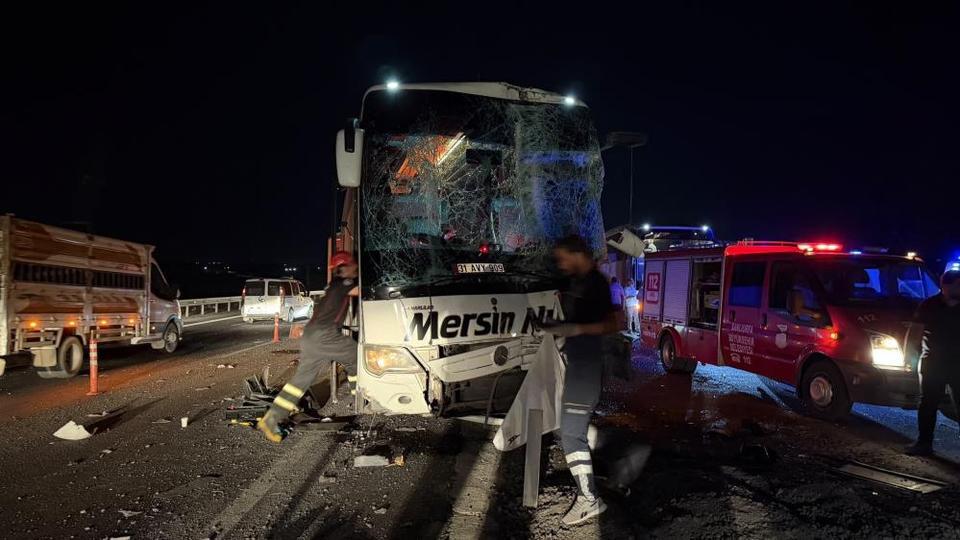 Yolcu otobüsleri çarpıştı: 13 yaralı