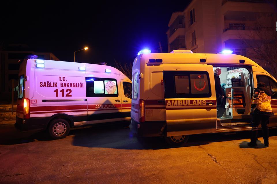 8 kişi doğal gazdan zehirlendi