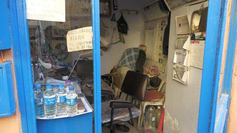 Aydın'da 87 yıllık yaşam, 80 yıllık makas ustalığı