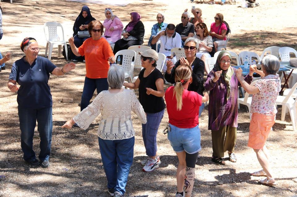 FETHİYE'DE HIDIRELLEZ ŞENLİK HAVASINDA KUTLANDI