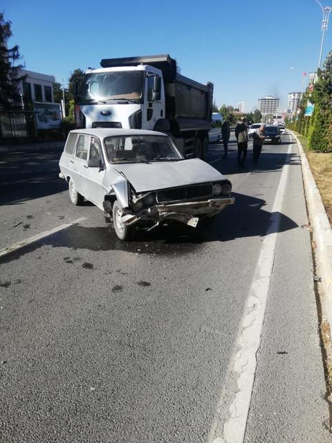 Maddi hasarlı kaza