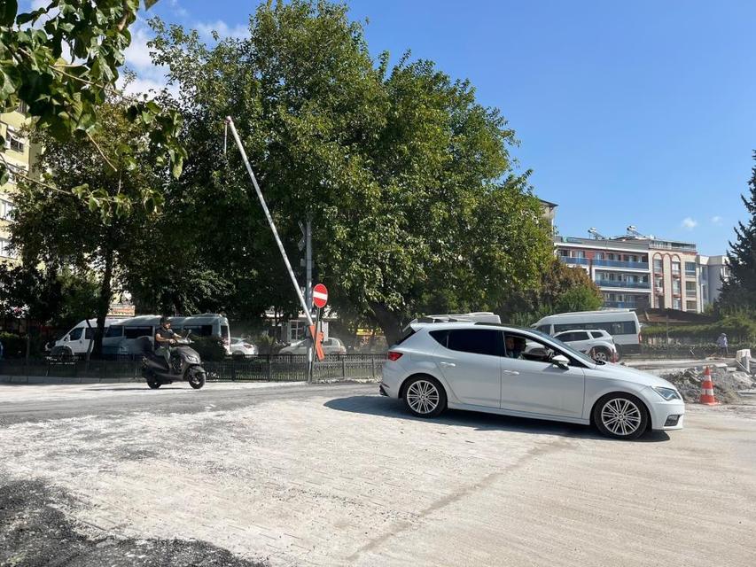 Aydın'da Soğukkuyu hemzemin geçidi araç trafiğine açıldı