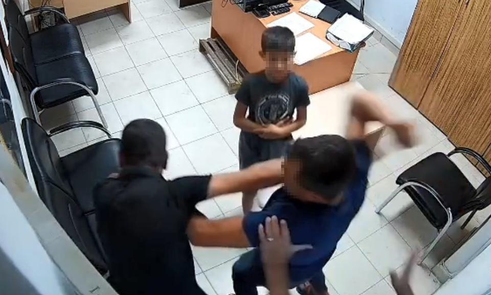 Boşanma aşamasında kocaya, polis merkezinde kayınço dayağı