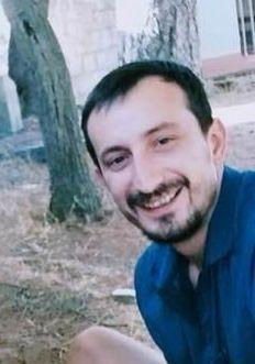 Otomobilin çarptığı motosiklet sürücüsü hayatını kaybetti