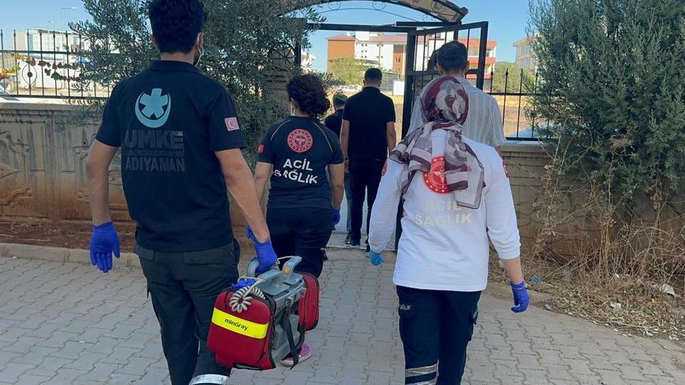 Evden gelen ceset kokusu ekipleri harekete geçirdi