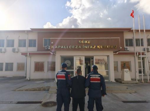 Kuşadası’nda uyuşturucu hükümlüsü yakalandı