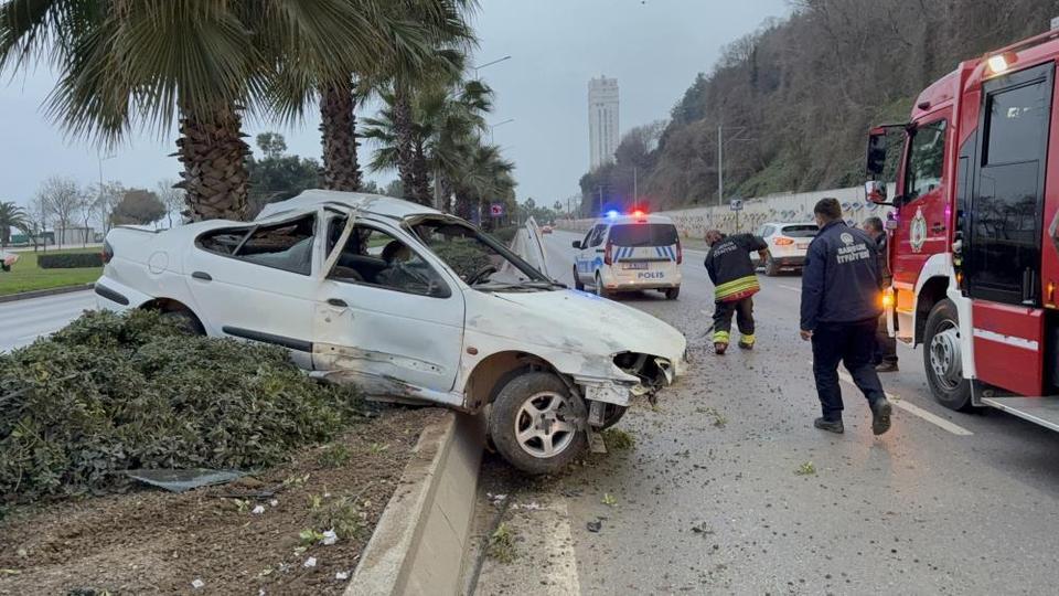 Alkolden işlem yapılan sürücü yeniden direksiyona geçip kaza yaptı: 4 yaralı