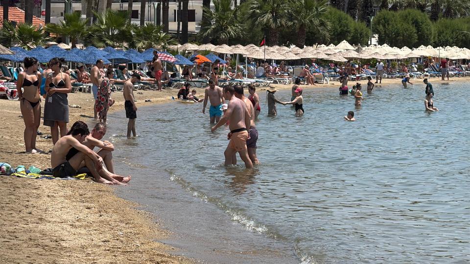 Bodrum sahillerinde ‘bayram’ yoğunluğu