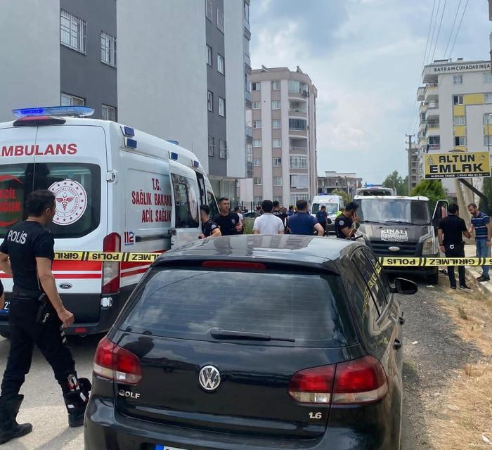 İş yerinde çıkan silahlı kavgada 1 kişi öldü, 3 kişi yaralandı