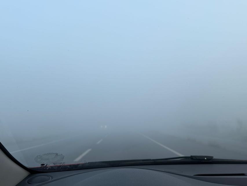 Koçarlı-İncirliova yolunda yoğun sis etkili oldu