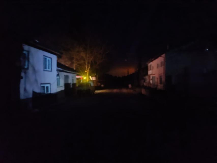 Köylüler mum ışığında iftar yaptı