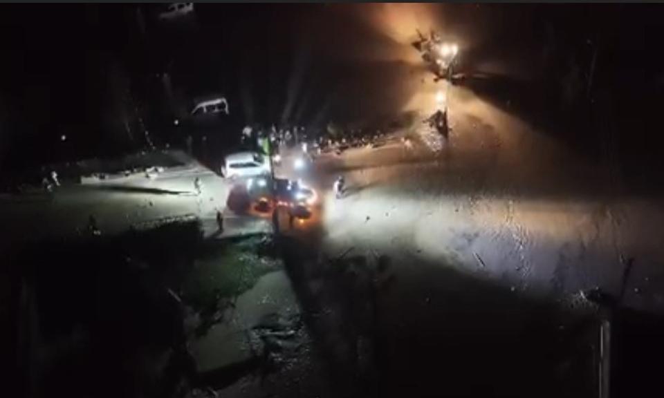 Sele kapılan araçtaki 2 kişi hayatını kaybetti