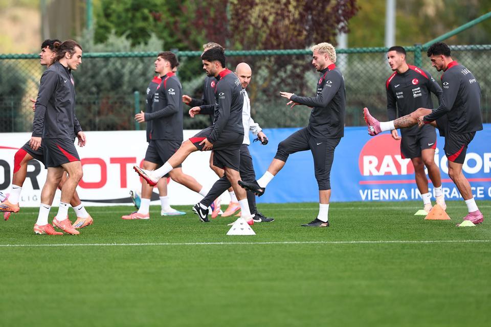 A Milli Futbol Takımı, Gürcistan maçının hazırlıklarına başladı