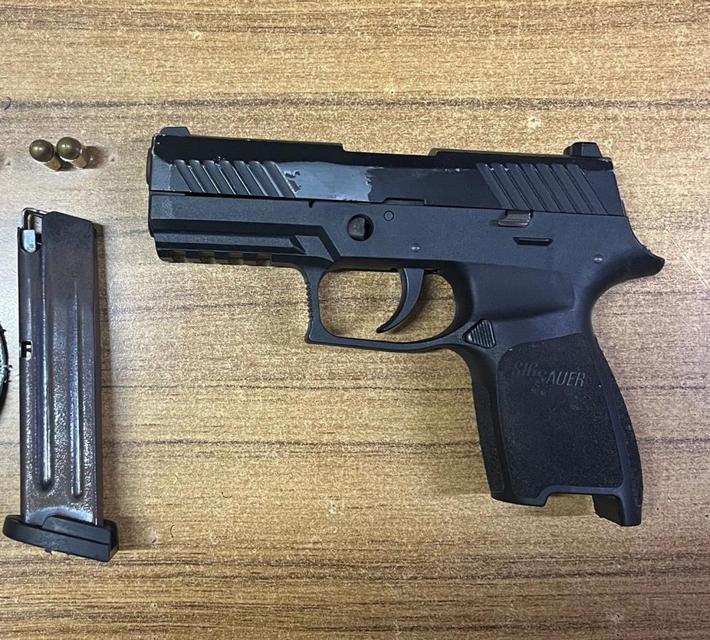Polisin ‘dur' ihtarına uymayan motosikletli silahını çöpe sakladı