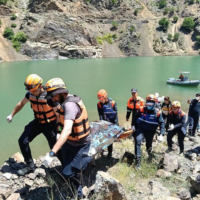 17 günlük acı bekleyiş sona erdi! Baba ve oğlunun cansız bedenlerine ulaşıldı