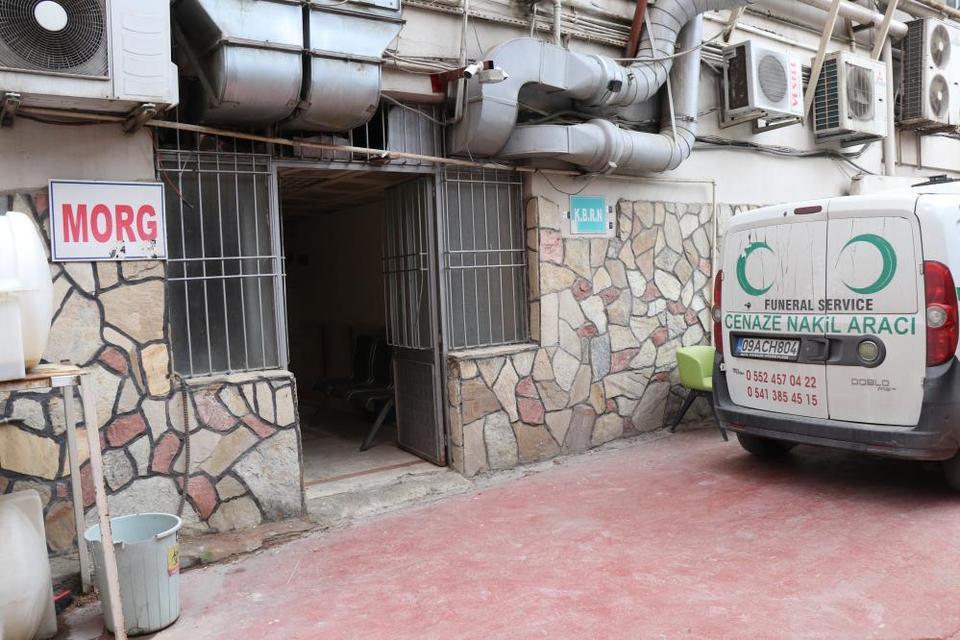 İnşaatın 3. katından düşen işçi hayatını kaybetti