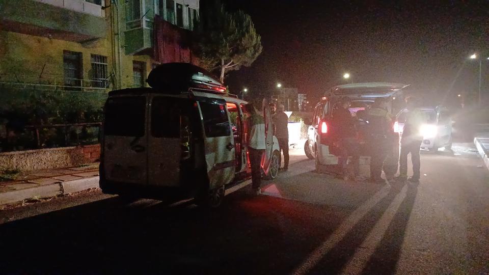 Ehliyetsiz ve alkollü sürücü kovalamaca sonucu yakalandı