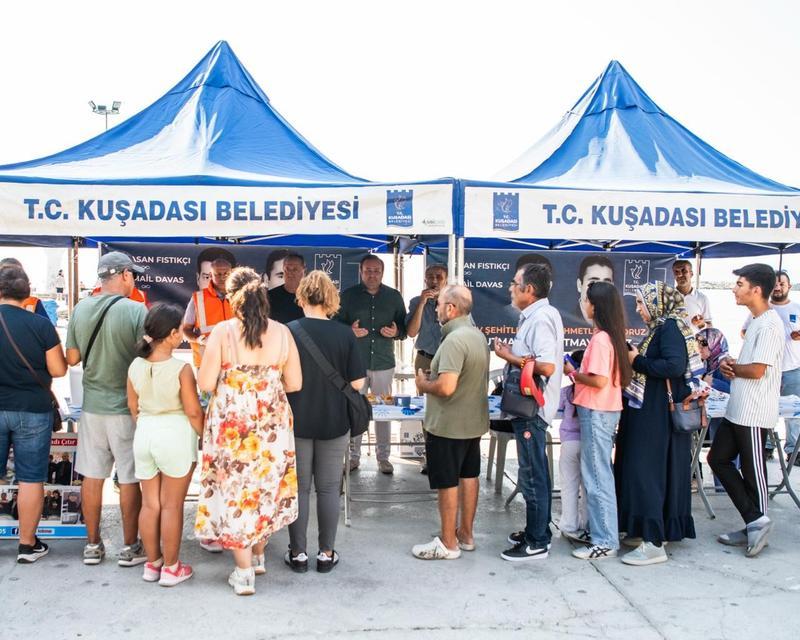 Kuşadası'nda görev şehitleri 11'inci ölüm yıl dönümünde anıldı