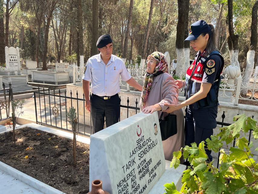 ŞEHİT ANNESİNİN YÜREK BURKAN TALEBİNİ VALİ CANBOLAT YERİNE GETİRDİ