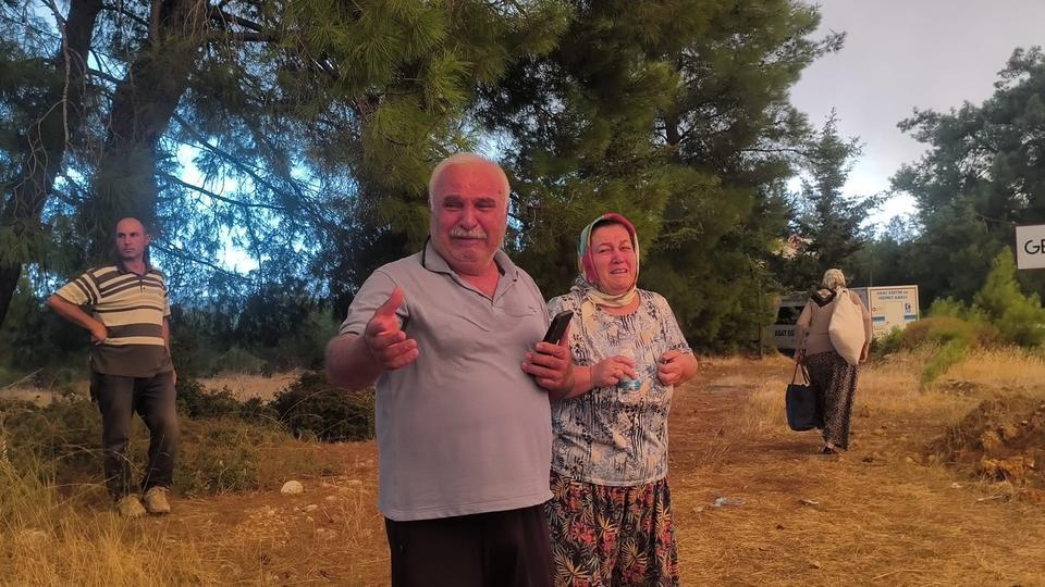 YANGINI GÖZYAŞLARI İÇİNDE İZLEDİLER
