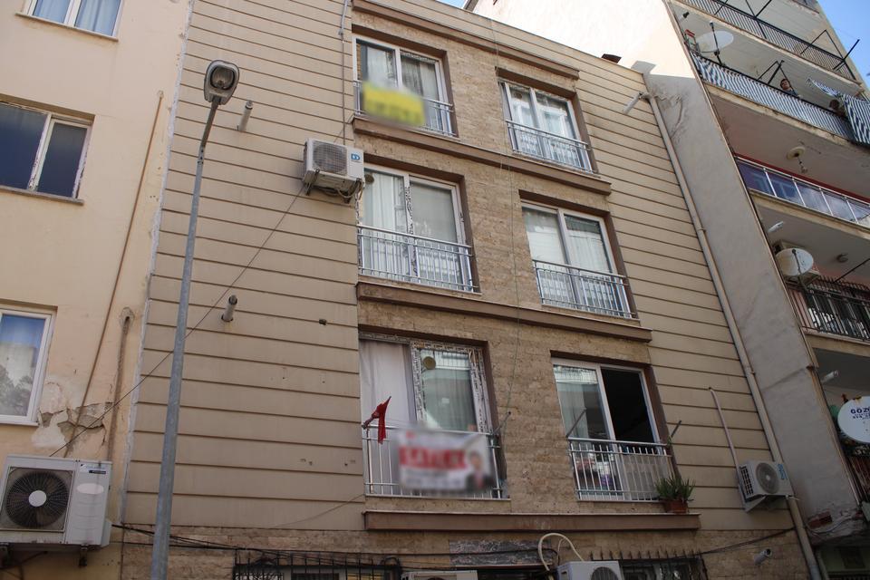 KAPININ ÖNÜNE KOYULAN ÇÖP, EKİPLERİ HAREKETE GEÇİRDİ