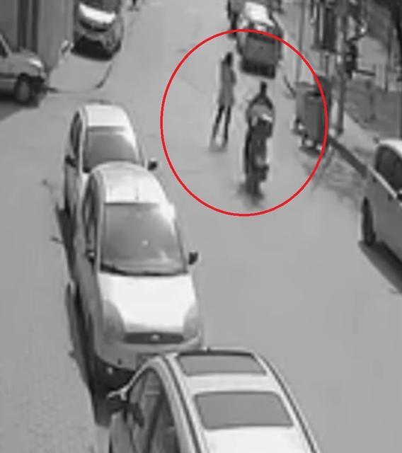 Karşıya geçen kadına çarptı, yaralıyı olay yerinde bırakıp kaçtı
