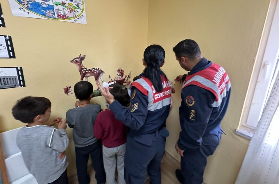 Aydın’da minik kalplere hayvan sevgisi aşılanıyor