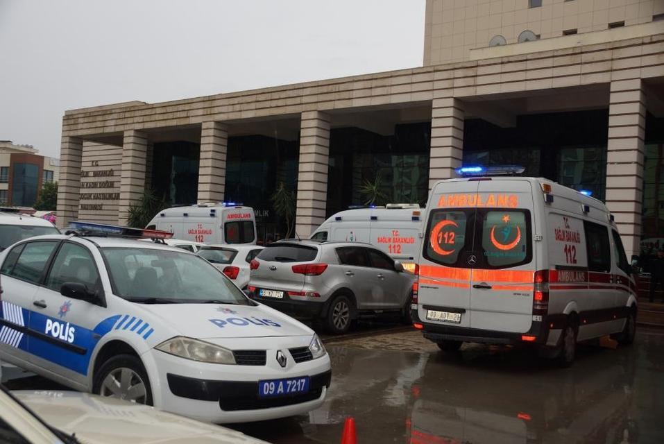 Hastaneye doğuma gelen kadın, polis zoruyla kocasını hastaneden kovdurdu