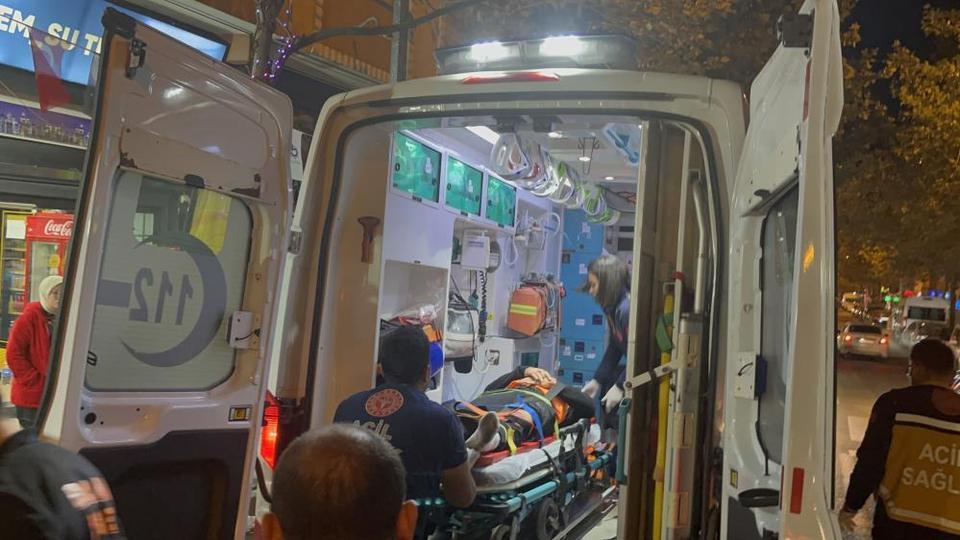 Motosiklet metrelerce sürüklendi