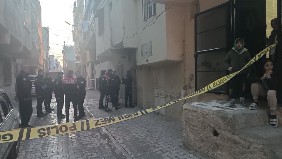 Sobadan çıkan yangına su döktü, akıma kapılarak öldü