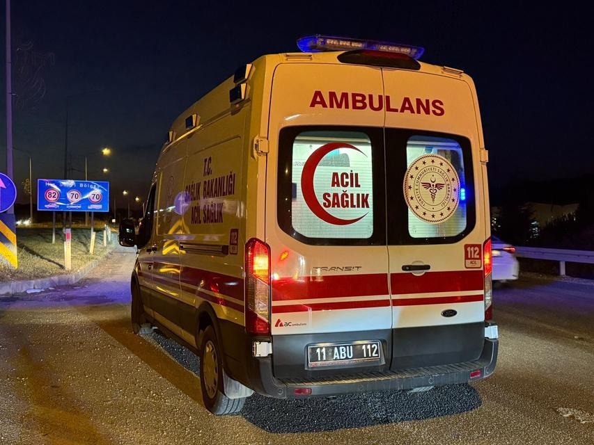 Tırla otomobil çarpıştı: 4 yaralı